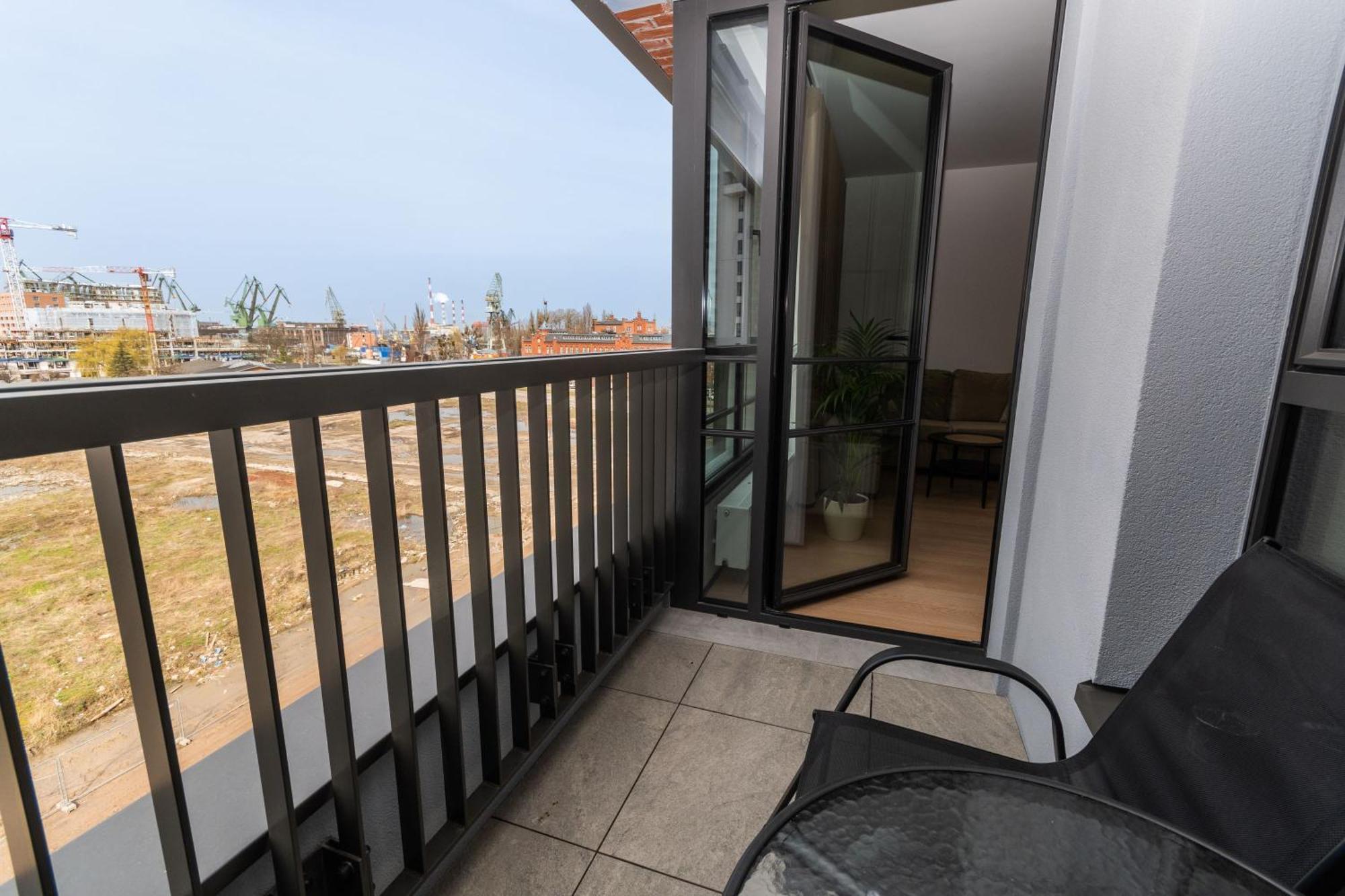 Doki - Luxury Voyager By Grand Apartments Gdansk Exterior photo